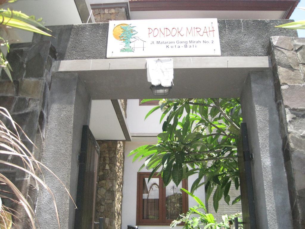 Pondok Mirah Hotel Kuta Lombok Exterior foto